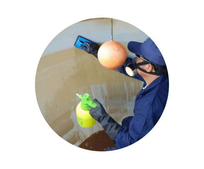 Water tank cleaning